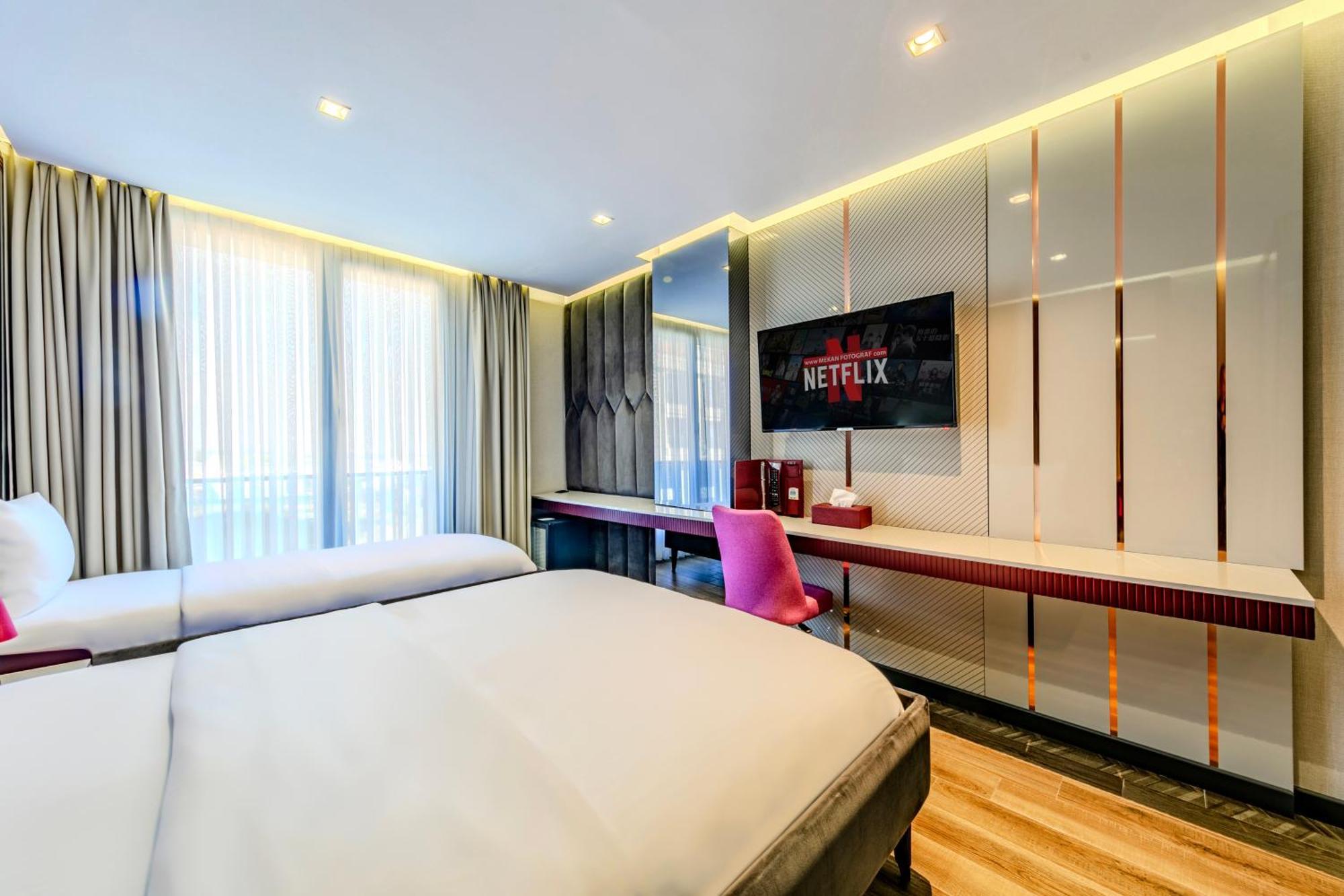 Heaven Premium Hotel Restaurant & Airport Shuttle Arnavutkoy Esterno foto