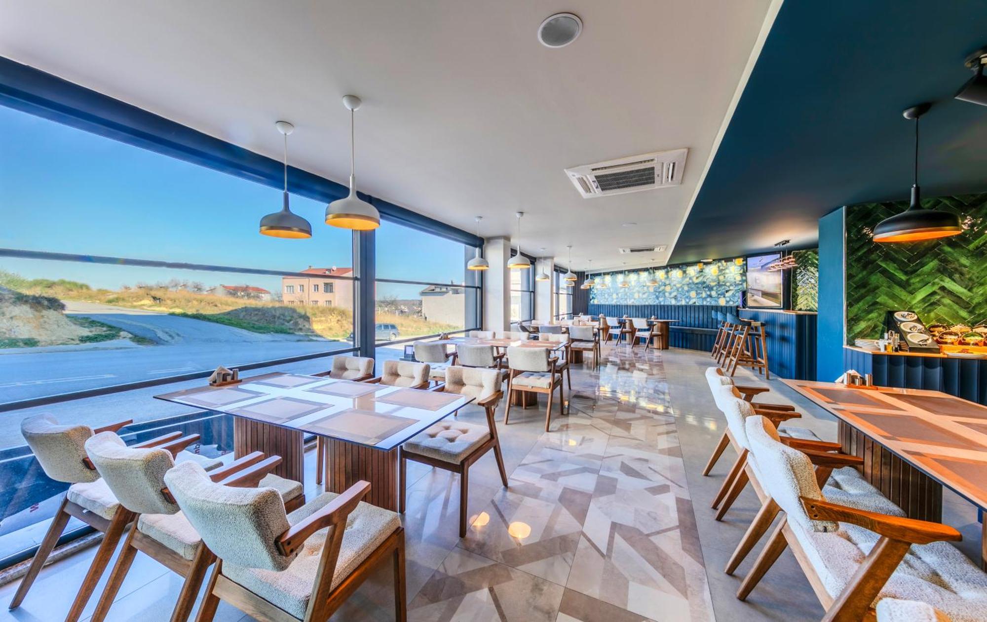 Heaven Premium Hotel Restaurant & Airport Shuttle Arnavutkoy Esterno foto
