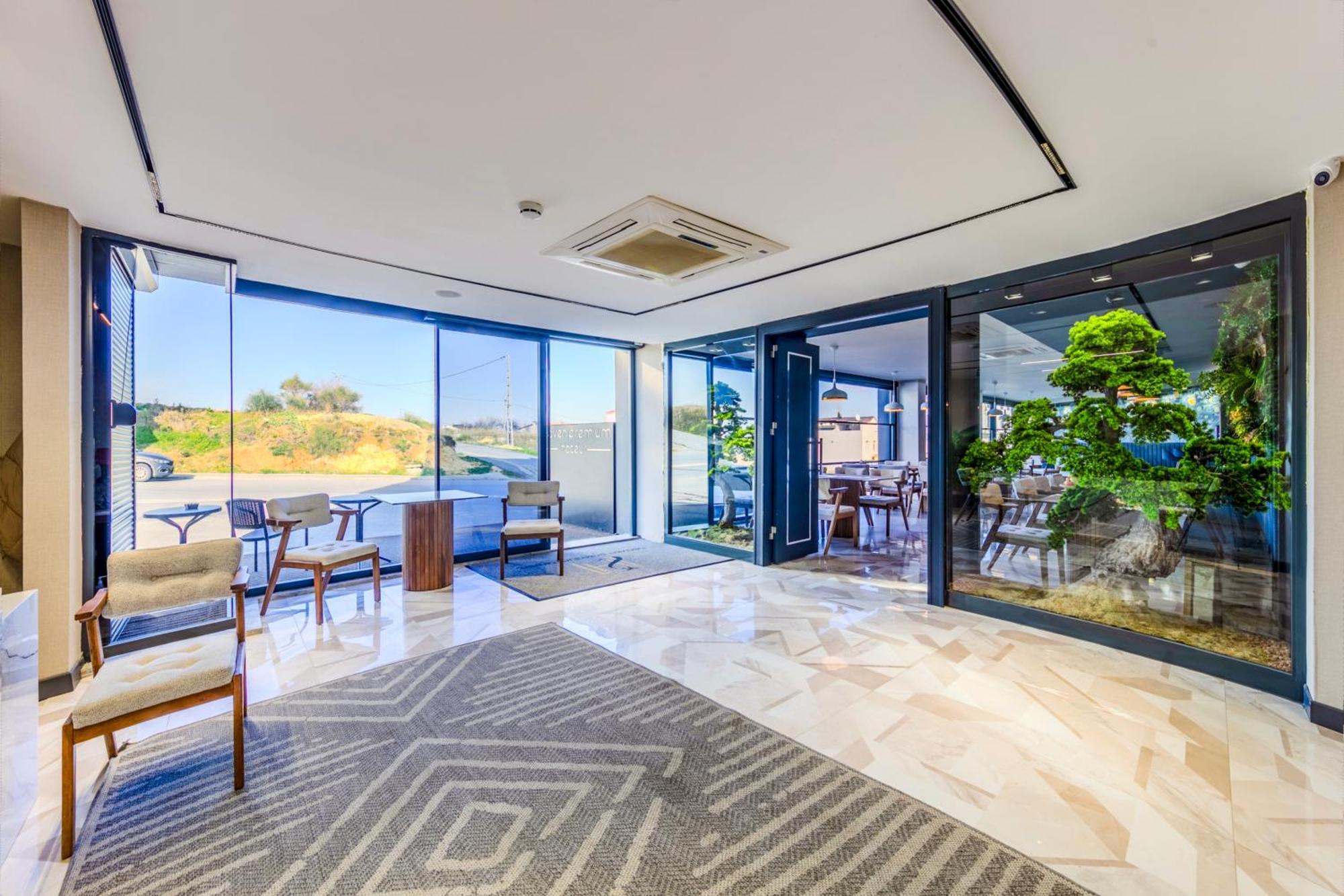 Heaven Premium Hotel Restaurant & Airport Shuttle Arnavutkoy Esterno foto